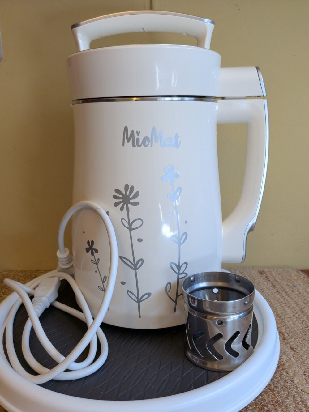 MioMat Classic 8 in 1 Plant Based Milk, Smoothie, Porridge, Soup Maker